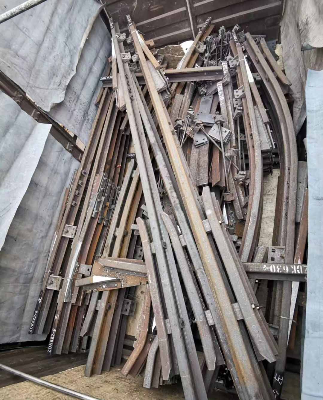 礦用非標道岔發貨